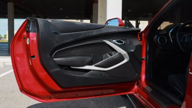 Vehicle image 12 of 23