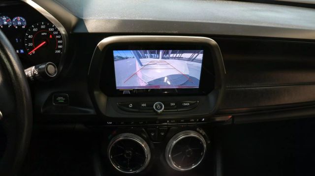 Vehicle image 13 of 23