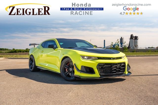 2019 Chevrolet Camaro ZL1 Image 3 of 26