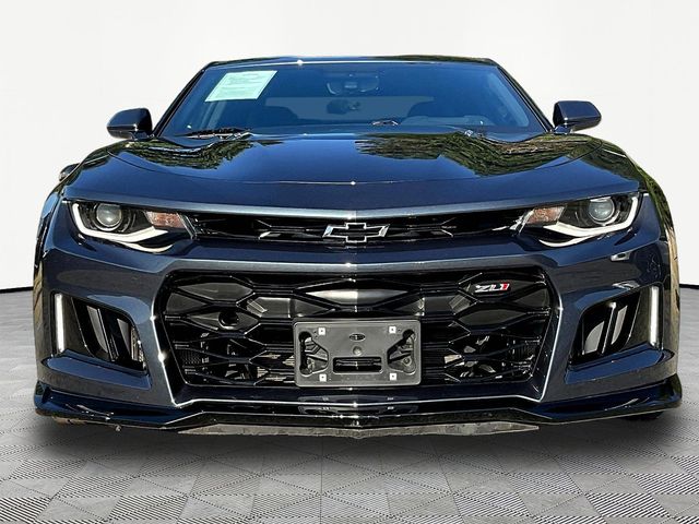 2019 Chevrolet Camaro ZL1 Image 2 of 35