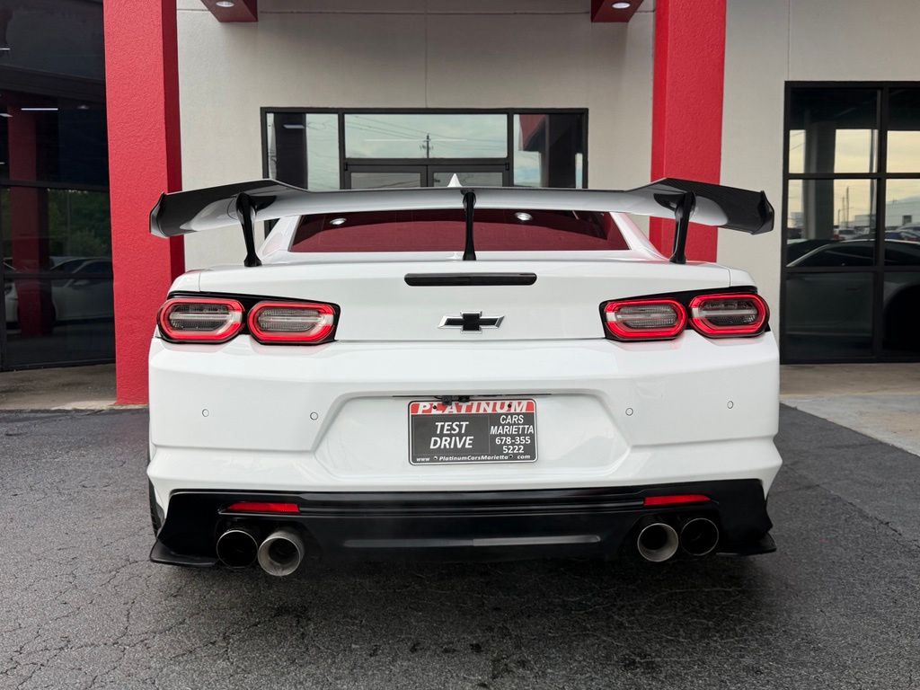 2019 Chevrolet Camaro ZL1 Image 1 of 44