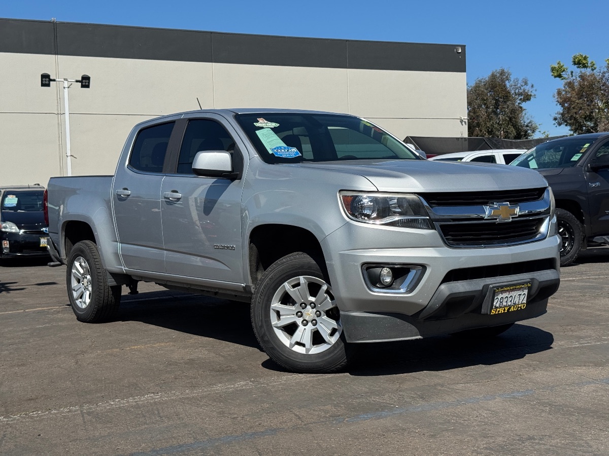 2019 Chevrolet Colorado LT Image 3 of 26