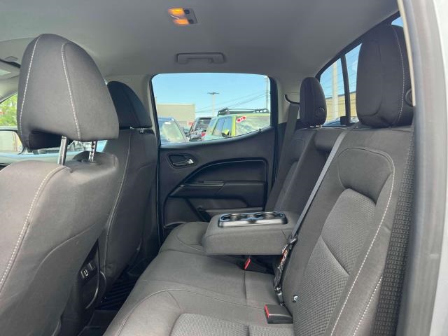 Vehicle image 9 of 37