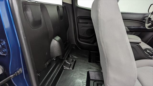 Vehicle image 20 of 33