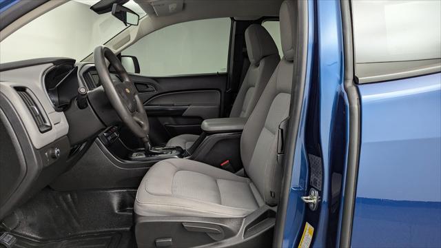 Vehicle image 14 of 33