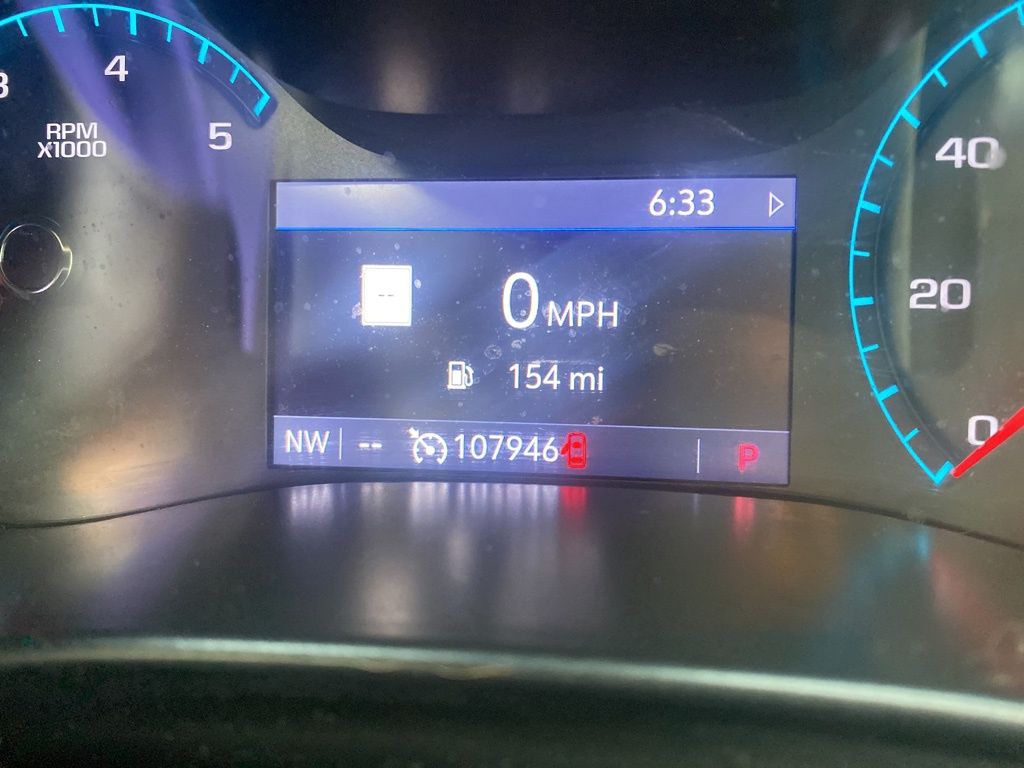 Vehicle image 9 of 17