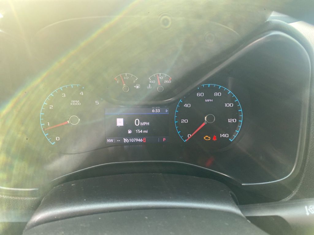 Vehicle image 8 of 17