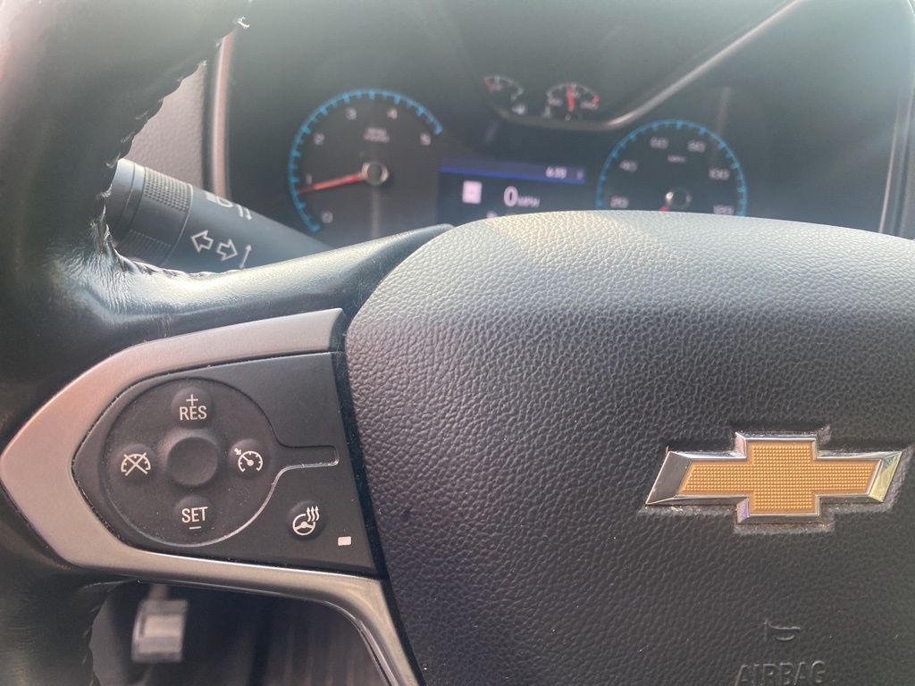 Vehicle image 14 of 17
