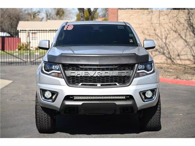 Vehicle image 2 of 33