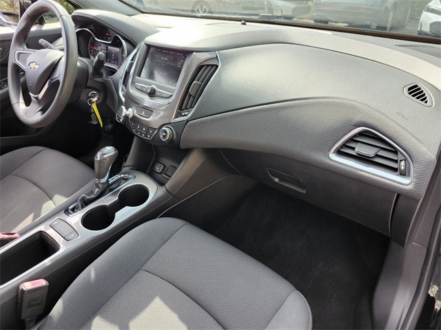 Vehicle image 16 of 29