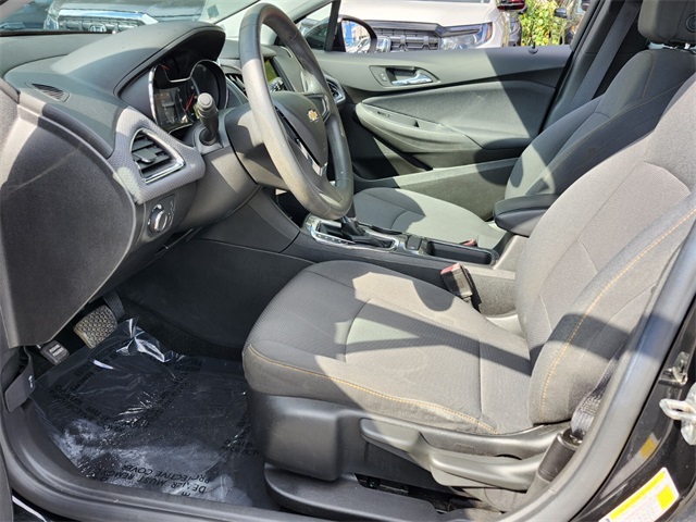 Vehicle image 7 of 29
