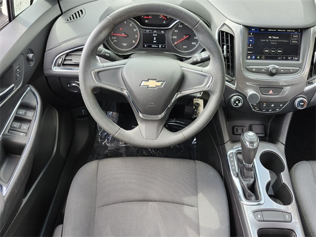 Vehicle image 10 of 29