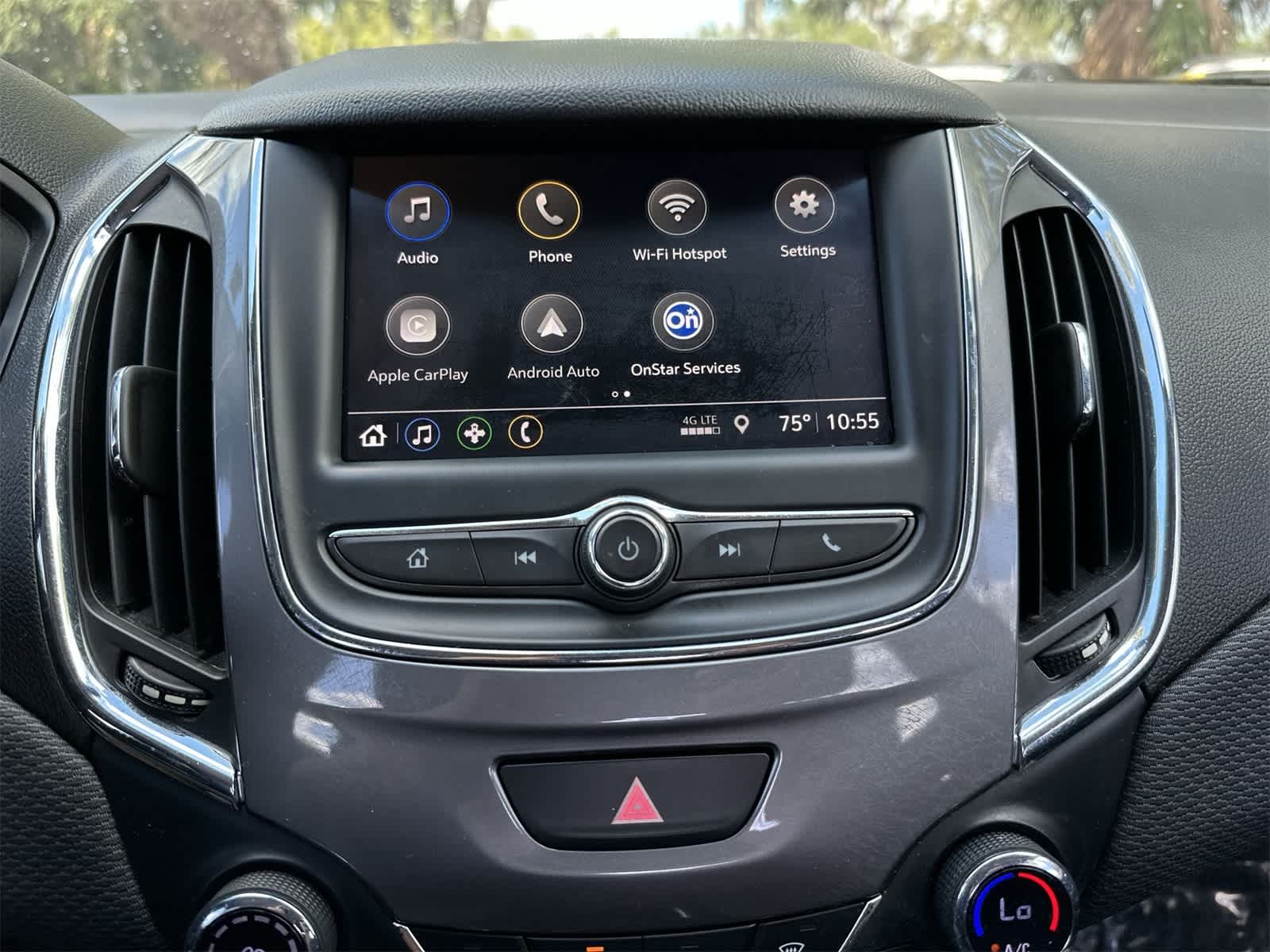 2019 Chevrolet Cruze LT Image 15 of 21