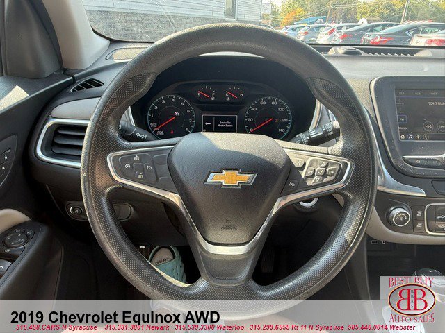 2019 Chevrolet Equinox LS Image 12 of 17