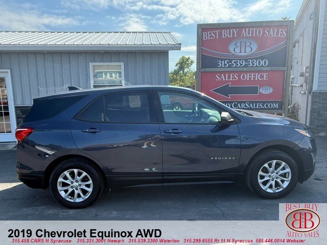 2019 Chevrolet Equinox LS Image 4 of 17