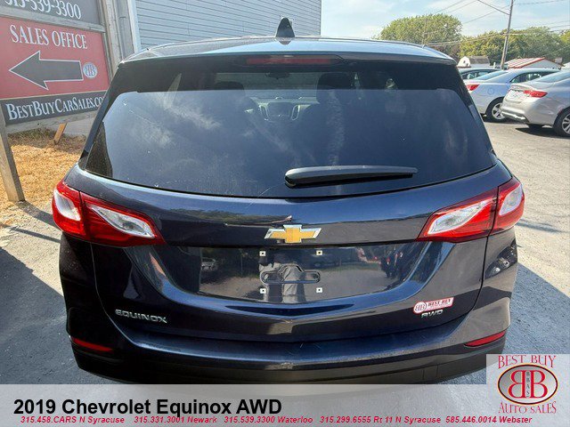 2019 Chevrolet Equinox LS Image 9 of 17