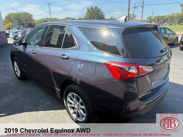 2019 Chevrolet Equinox LS Image 6 of 17