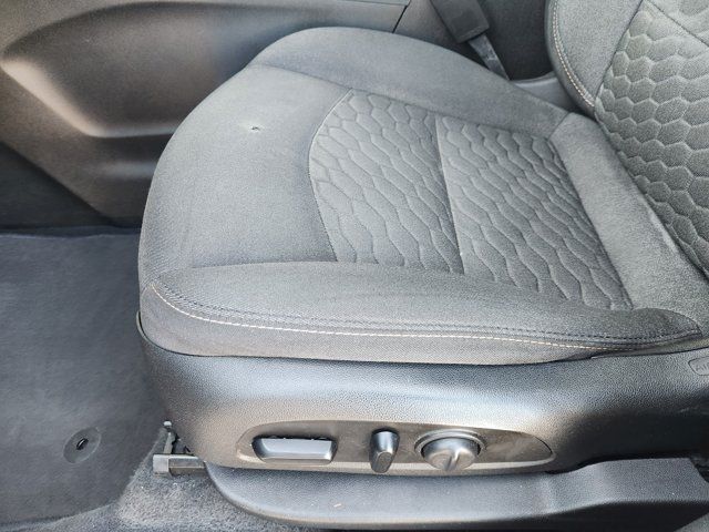 2019 Chevrolet Equinox LT Image 30 of 35