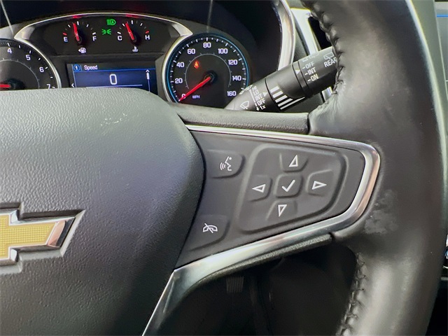 Vehicle image 33 of 40