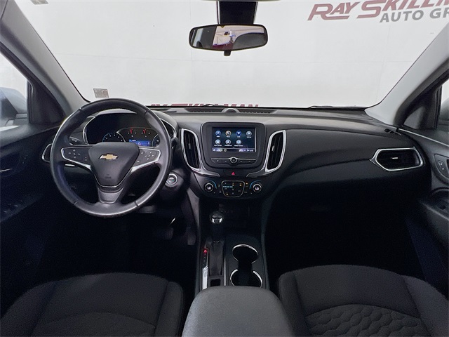 Vehicle image 19 of 40