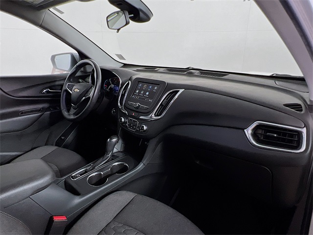 Vehicle image 20 of 40