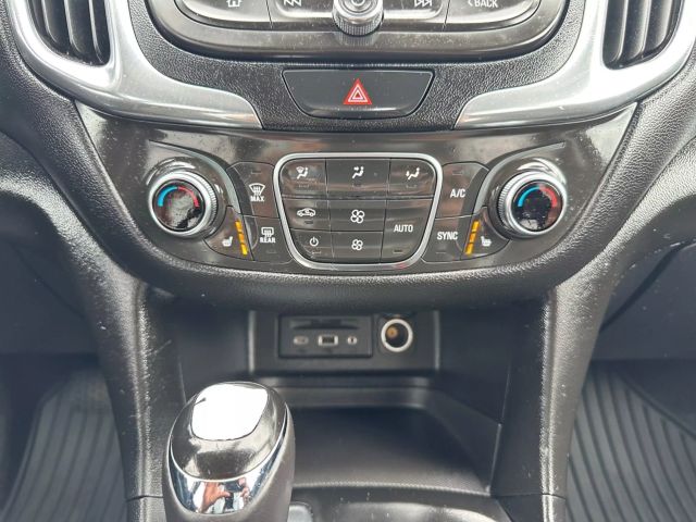 Vehicle image 16 of 22