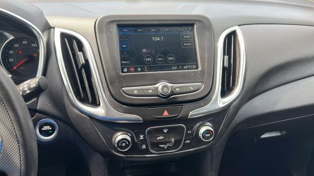Vehicle image 17 of 34