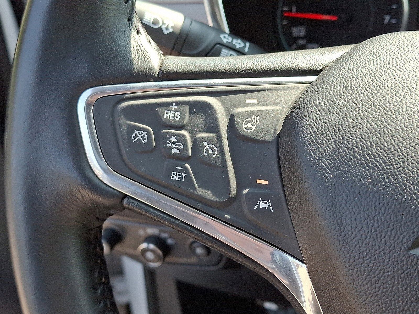 Vehicle image 22 of 30