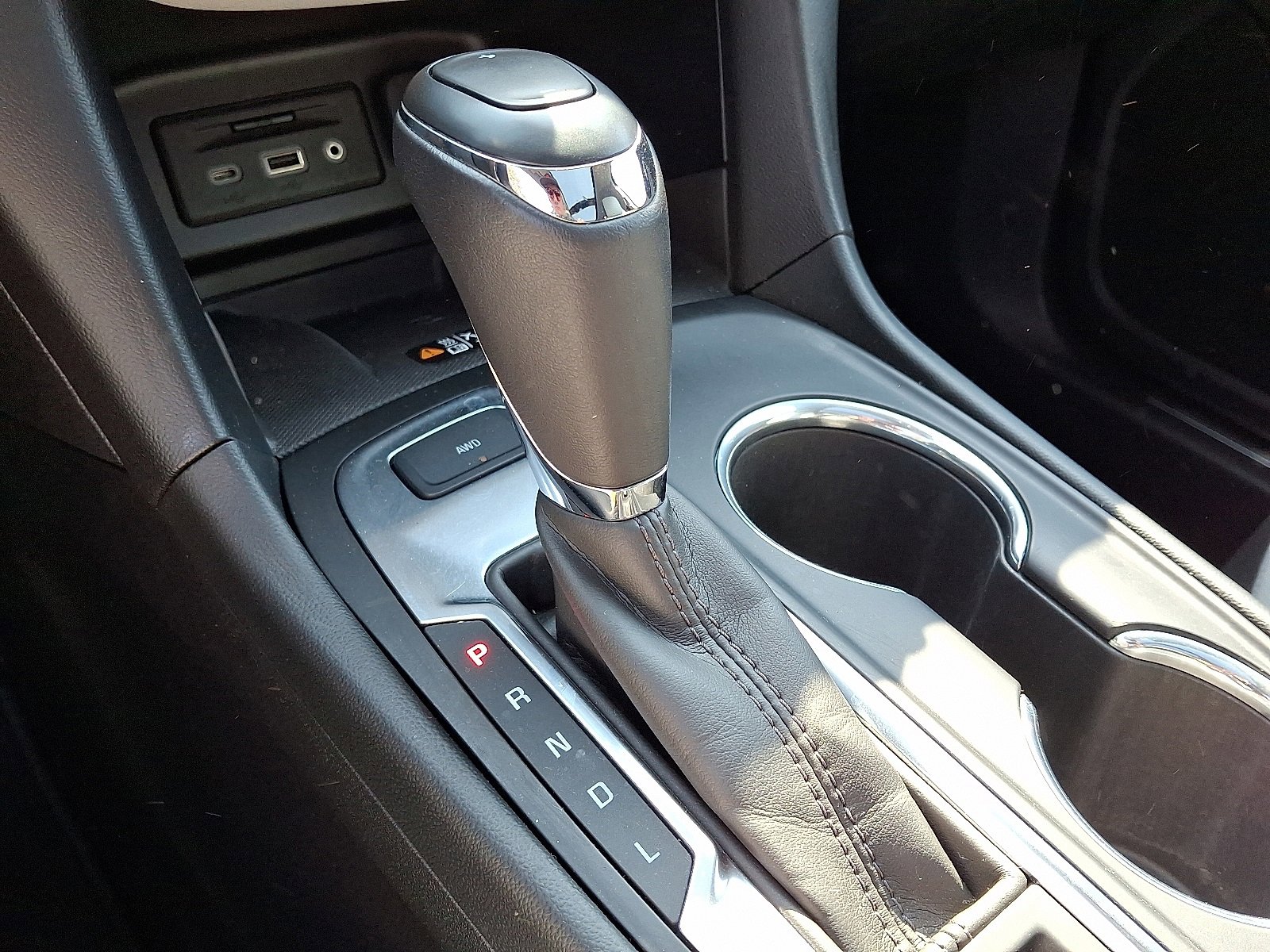 Vehicle image 15 of 30