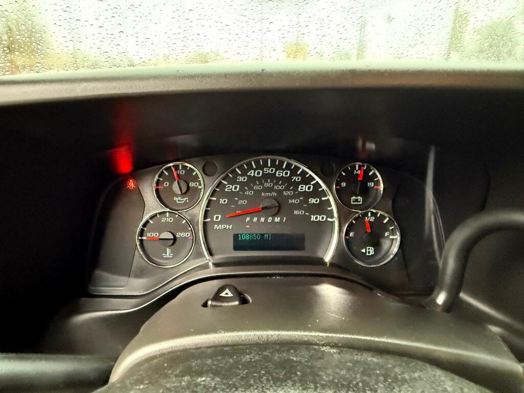 Vehicle image 11 of 16