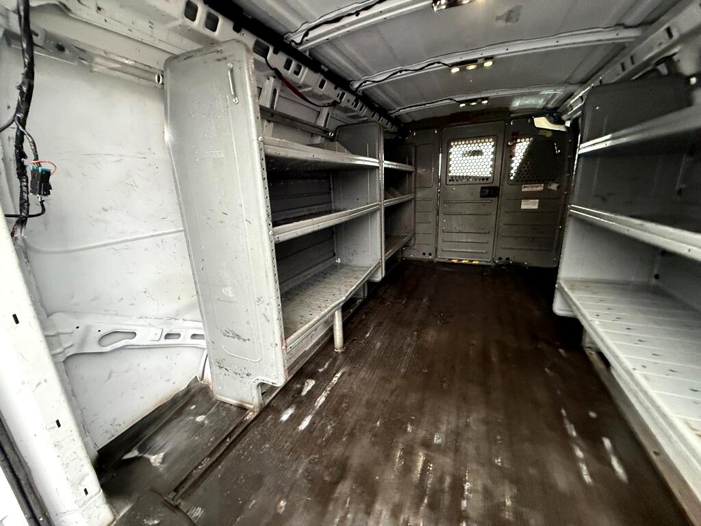 Vehicle image 16 of 16