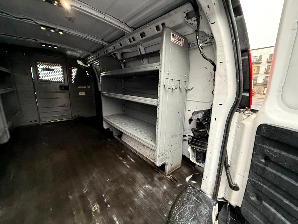 Vehicle image 15 of 16