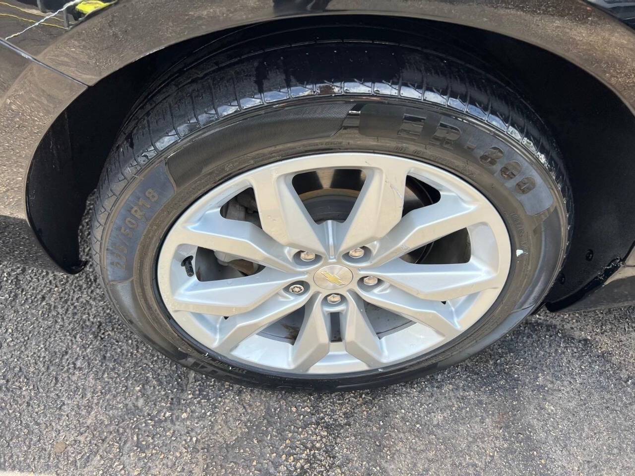 Vehicle image 15 of 50