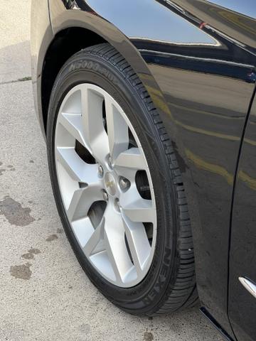 Vehicle image 36 of 41