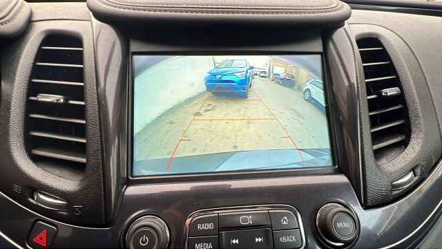 Vehicle image 20 of 33