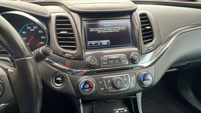 Vehicle image 16 of 33