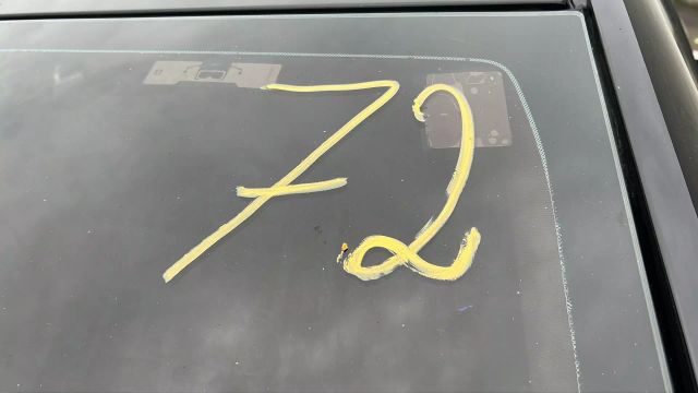 Vehicle image 32 of 33