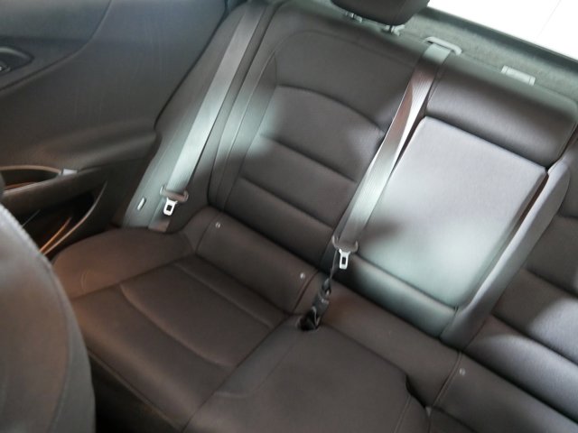 2019 Chevrolet Malibu LT Image 12 of 33