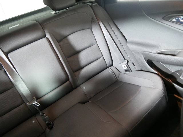 2019 Chevrolet Malibu LT Image 11 of 33