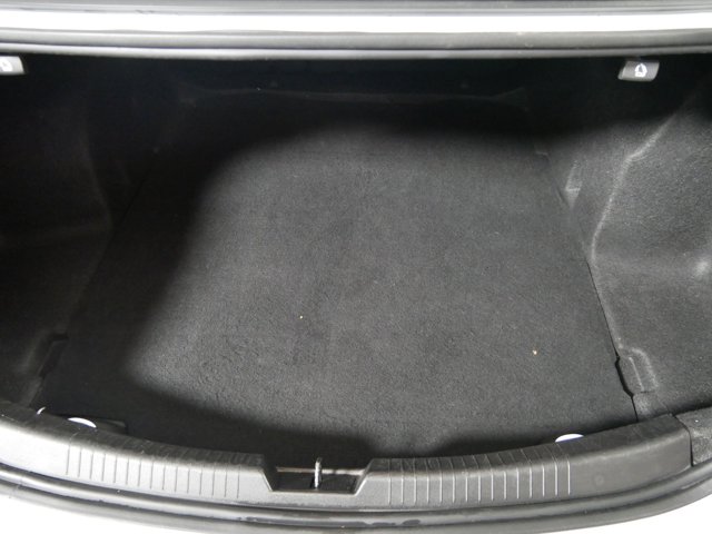 2019 Chevrolet Malibu LT Image 10 of 33