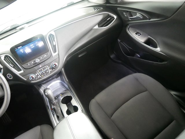 2019 Chevrolet Malibu LT Image 29 of 33