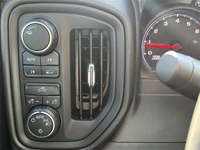Vehicle image 29 of 30