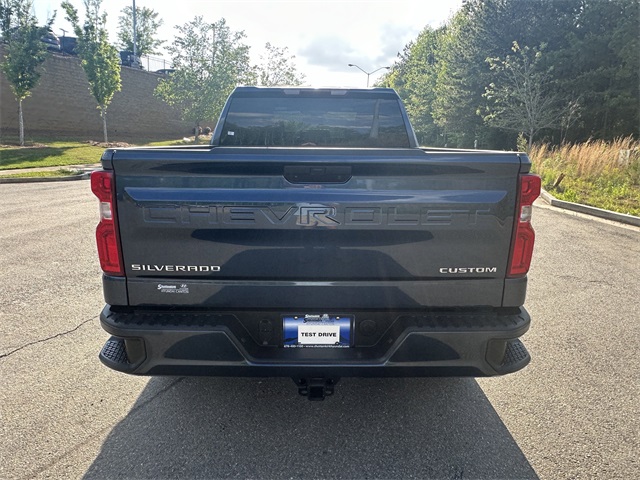 Vehicle image 4 of 30