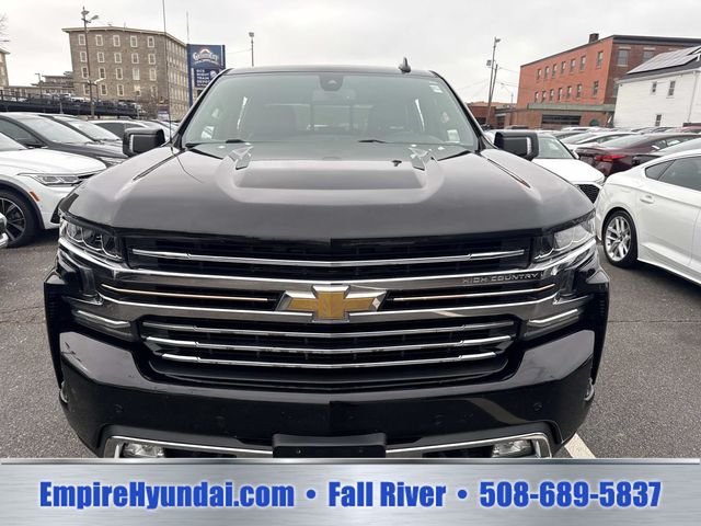 2019 Chevrolet Silverado 1500 High Country Image 2 of 33