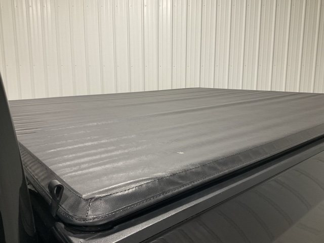 Vehicle image 9 of 33