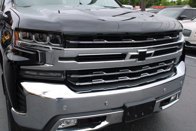 Vehicle image 44 of 45