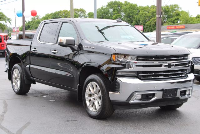 Vehicle image 3 of 45