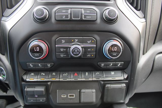 Vehicle image 20 of 45