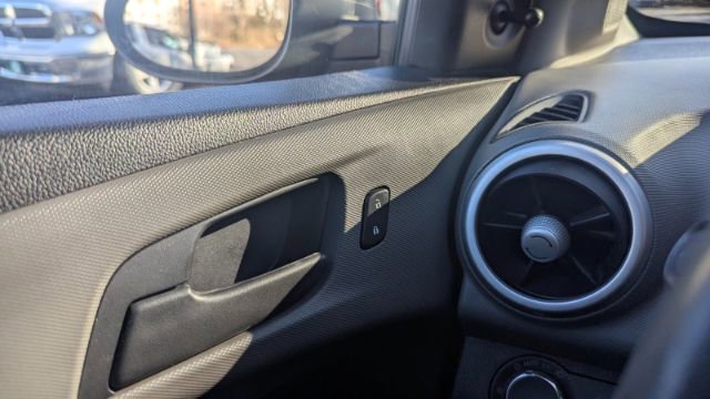 2019 Chevrolet Sonic LT Image 36 of 38