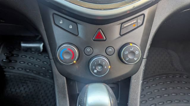 2019 Chevrolet Sonic LT Image 26 of 38